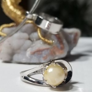 Vintage Park Lane Pearl Silver Ring